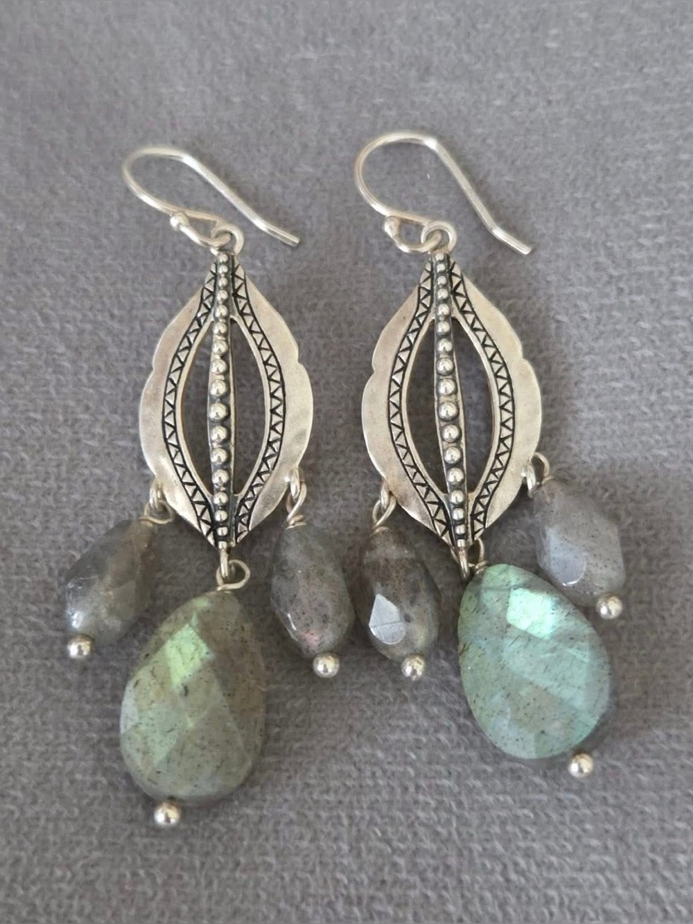 RARE Silpada Silver Labradorite Dangle Earrings - Iridescent Green-Blue Drops